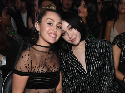 Miley Cyrus Shares Hilarious 21st Birthday Wish To Sister Noah: ‘Don’t Get Near As Drunk As I Did’ - etcanada.com