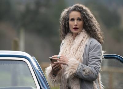 Andie Macdowell and real-life daughter have fans devastated with Netflix show - evoke.ie