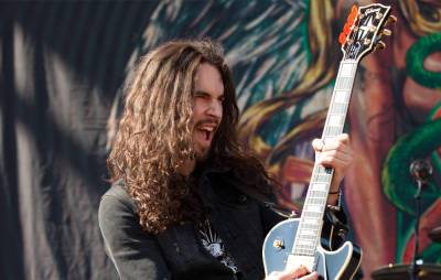 Slash, Wolfgang Van Halen guitarist Frank Sidoris involved in “traumatic” car accident - www.nme.com - Los Angeles