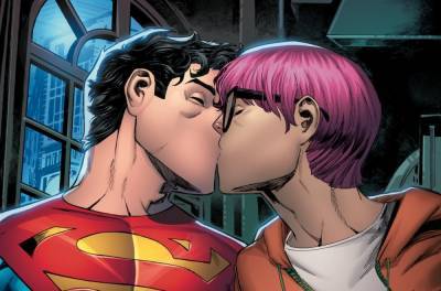 Superman comes out as bisexual in new comic series - www.metroweekly.com - county Clark