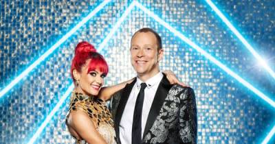 Robert Webb ‘extremely sorry’ as he quits Strictly Comes Dancing due to ill health - www.msn.com