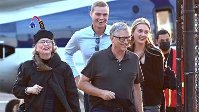 Bill Gates Is Beaming As He Arrives In NYC Ahead Of Daughter Jessica’s Wedding — Photos - hollywoodlife.com - New York
