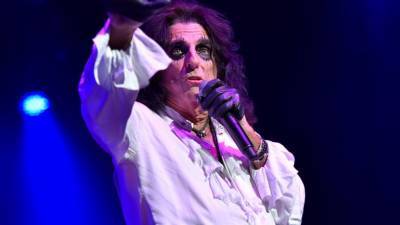 Alice Cooper talks tap dancing, snakes onstage and his diary - abcnews.go.com - North Carolina - county Cooper - Charlotte, state North Carolina