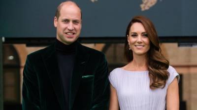Prince William and Kate Middleton Hit the Green Carpet in Style for 1st Annual Earthshot Prize Awards - www.etonline.com - London
