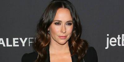 Jennifer Love Hewitt Stepping Back From Social Media To 'Reset' After Welcoming Third Baby - www.justjared.com