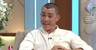 Corrie's Maximus Evans says it's 'hard' for his co-stars to forget he's not Corey as he praises them - www.manchestereveningnews.co.uk