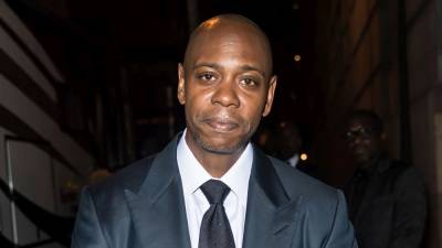 Dave Chappelle Says He's Open to Sitting Down With Netflix Employees Upset By His Transgender Jokes - www.etonline.com