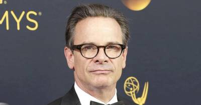 Peter Scolari Dead at 66: ‘Bosom Buddies’ and ‘Newhart’ Star Battled Cancer for 2 Years - www.usmagazine.com - New York
