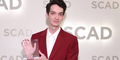 'Power of The Dog' Star Kodi Smit-McPhee Is Honored with Discovery Award at Savannah Film Festival - www.justjared.com - county Power