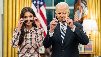 Olivia Rodrigo Says Meeting President Joe Biden Was ‘So Crazy’ Reveals What He Gifted Her - hollywoodlife.com