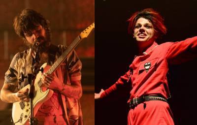 Biffy Clyro’s Simon Neil hails Yungblud: “If I was 15, I’d be dying my hair pink’ - www.nme.com - Scotland
