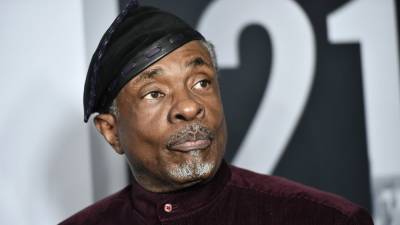 'Love Life': Why Keith David Takes Over as Narrator for Lesley Manville in Season 2 (Exclusive) - www.etonline.com - county Harper