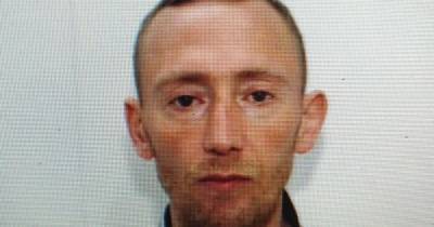 Appeal to find missing man with head injury last seen getting out of taxi from hospital - www.manchestereveningnews.co.uk - Manchester - county Lane