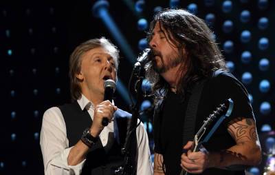 Watch Foo Fighters perform The Beatles’ ‘Get Back’ with Paul McCartney - www.nme.com - county Hall - Ohio - county Cleveland