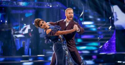 Nina Wadia first celebrity to be voted off Strictly Come Dancing - www.msn.com - city Charleston