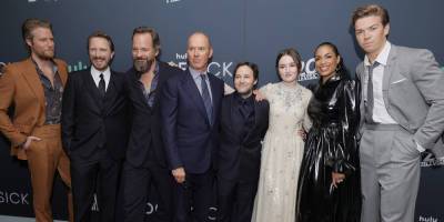 Michael Keaton, Kaitlyn Dever & Rosario Dawson Premiere 'Dopesick' in NYC - www.justjared.com - New York
