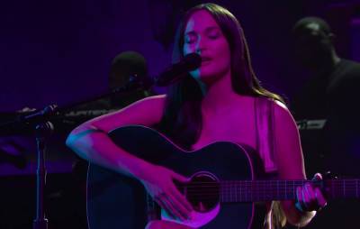 Kacey Musgraves was the first musician to perform nude on ‘SNL’ in the show’s history - www.nme.com