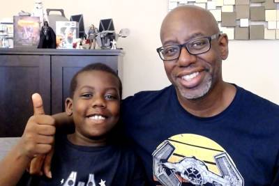 ‘Nerd’ dad and adorable son bond over their new ‘Star Wars’ podcast - nypost.com