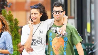 Jack Antonoff Margaret Qualley Prove Romance is Going Strong With Major PDA In NYC - hollywoodlife.com - New York - Manhattan