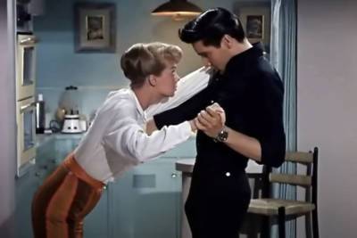 Elvis Presley got erection filming ‘Girls! Girls! Girls!’ — and it wasn’t edited out - nypost.com