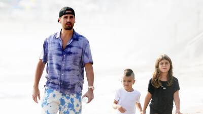 Scott Disick Has ‘Best Night Ever’ While Staying In With Kids With Penelope, 9, Reign, 6 - hollywoodlife.com