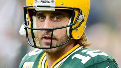 Aaron Rodgers Fined $14,650 By NFL for Breach of COVID-19 Protocols - www.etonline.com