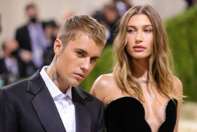 Hailey Bieber Admit She Found It ‘Extremely Difficult’ To Help Husband Justin Bieber On His Journey To Sobriety After Experiencing Father’s Addiction - etcanada.com