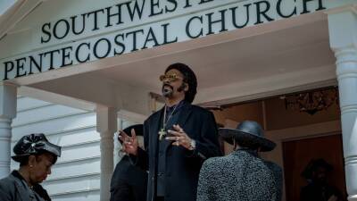 'BMF': Snoop Dogg's Pastor Swift Has a Powerful Sermon on His Heart – Watch the Sneak Peek! (Exclusive) - www.etonline.com