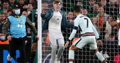 Cristiano Ronaldo shows his class as Manchester United fans rage at Kevin De Bruyne comments - www.manchestereveningnews.co.uk - Manchester