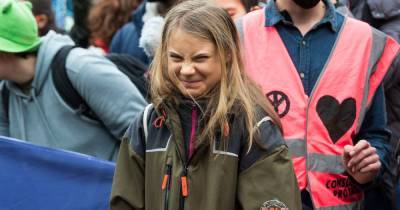 Watch as Greta Thunberg leads sweary sing-song in Glasgow park during COP26 climate change summit - www.dailyrecord.co.uk - Scotland - Sweden