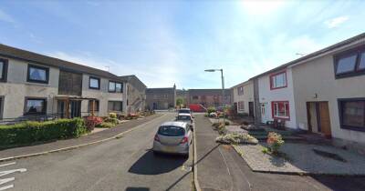 Man rushed to hospital after being attacked by three thugs in Lockerbie home - www.dailyrecord.co.uk
