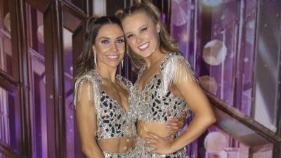 'DWTS': JoJo Siwa Is 'Grateful Forever' for Jenna Johnson Friendship and Making it to the Finals (Exclusive) - www.etonline.com