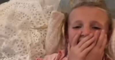 Sam Faiers FaceTimes niece Nelly to share pregnancy in sweet clip posted by Billie - www.ok.co.uk