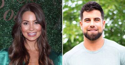 Kelley Flanagan Rallies for Blake Moynes to Be the Next Bachelor After His Split From Katie Thurston: He’s ‘the Best’ - www.usmagazine.com - Illinois