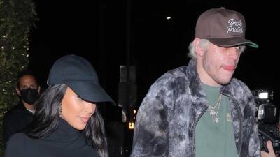 Kim Kardashian and Pete Davidson Hold Hands During Yet Another Dinner Date: PIC - www.etonline.com - California - Italy