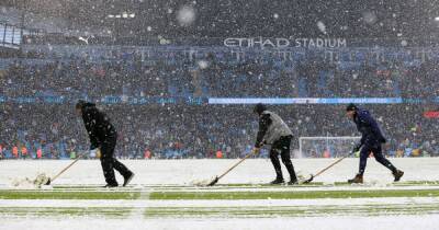Man City vs West Ham second half delayed after heavy snow covers Etihad Stadium pitch - www.manchestereveningnews.co.uk - Manchester