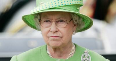 Queen 'bans' Royals from playing Monopoly as they get 'too vicious' - www.ok.co.uk