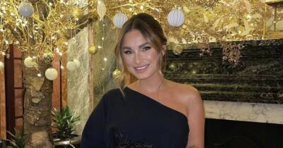 Sam Faiers says she'd 'love' a home birth and admits she's 'calm' during labour - www.ok.co.uk