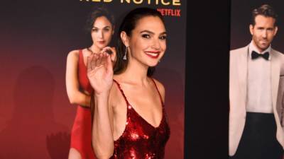 Gal Gadot Reacts to Landing 'Iconic' Evil Queen Role in Live-Action ‘Snow White’ (Exclusive) - www.etonline.com