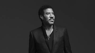 Lionel Richie Signs Worldwide Deal With Universal Music Publishing - variety.com - Jackson