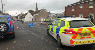 Police station bomb threat sees Ayrshire streets shut down by cops - www.dailyrecord.co.uk - Scotland