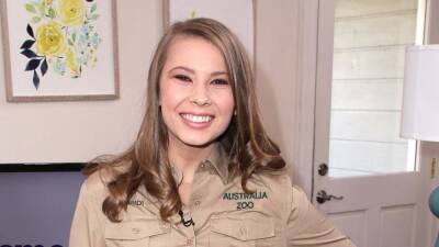 Bindi Irwin's Daughter Grace Put Her Toes in the Ocean for the First Time: Watch - www.etonline.com - county Ocean