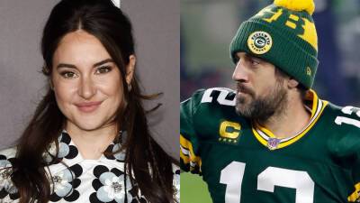 Aaron Rodgers' fiancée, Shailene Woodley, slams media for 'disparaging' athlete amid COVID vaccine controversy - www.foxnews.com - Los Angeles