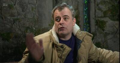 I'm a Celebrity fans notice same thing about Corrie's Simon Gregson as he reveals how he 'hates' fame - www.manchestereveningnews.co.uk - county Mcdonald