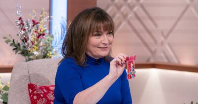 Lorraine Kelly stuns in purple and poses with husband as she is awarded CBE - www.ok.co.uk - Scotland