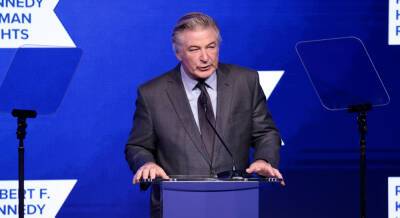 Alec Baldwin Speaks at First Public Event Since 'Rust' Shooting - www.justjared.com - New York