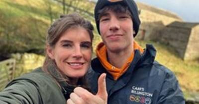 Amanda Owen gushes over son Reuben as she shares snap of him towering over her - www.ok.co.uk