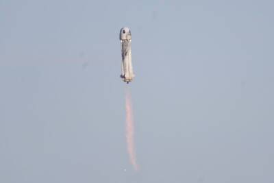 Michael Strahan Takes Spaceflight On Latest Blue Origin Mission - deadline.com