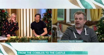 This Morning viewers in hysterics at 'funniest interview ever' with Vernon Kay and I'm A Celeb's Simon Gregson - www.manchestereveningnews.co.uk - county Miller