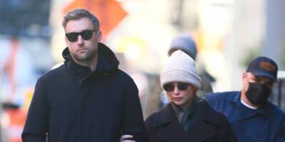 Pregnant Jennifer Lawrence Enjoys a Walk with Husband Cooke Maroney in NYC - www.justjared.com - New York - city Lawrence - county Cooke